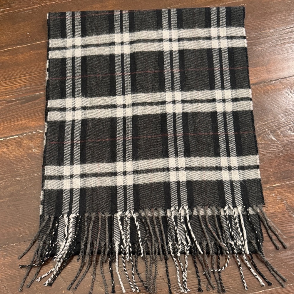 John Ashford Black and Gray Plaid Scarf